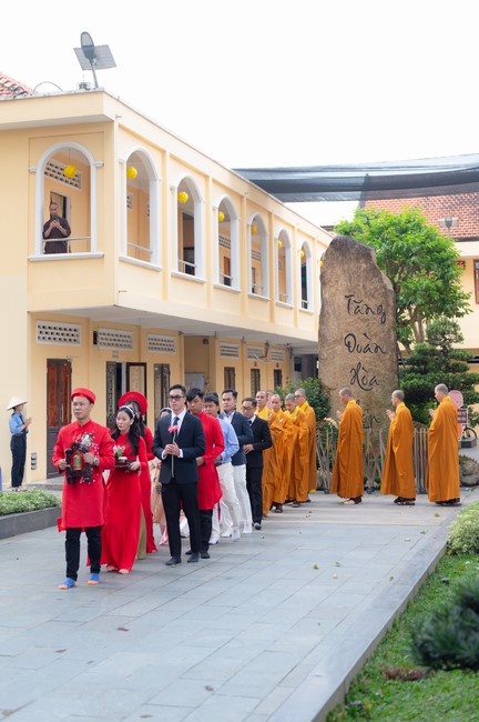 Wedding Ceremony at the pagoda