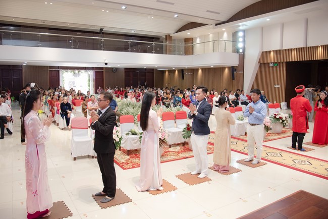 Wedding Ceremony at the pagoda
