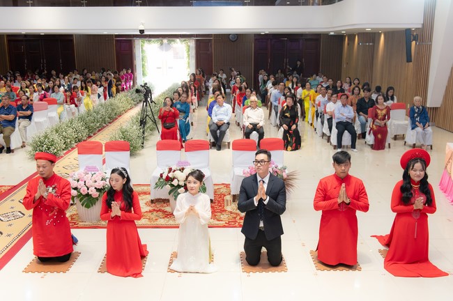 Wedding Ceremony at the pagoda