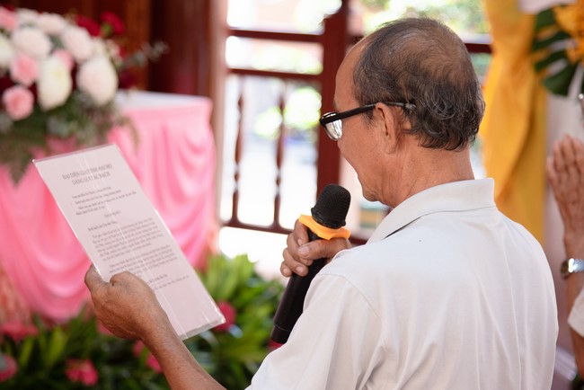 Wedding Ceremony at the pagoda