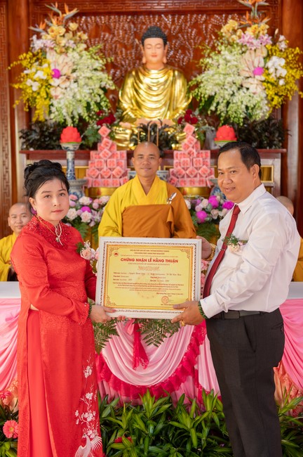 Wedding Ceremony at the pagoda