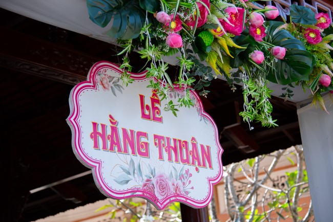 Wedding Ceremony at the pagoda