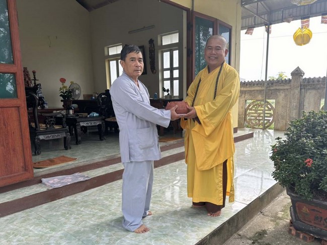Opening the Infinite Life Sutra on the occasion of Amitabha Buddha Birthday at Dong Cao Pagoda - Thanh Hoa