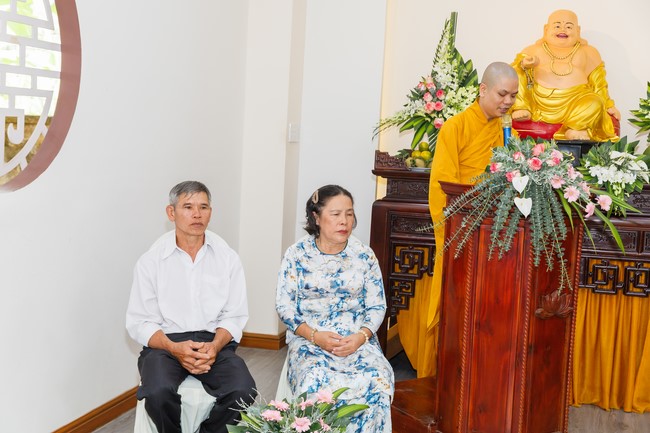 Attending the wedding ceremony at the temple and visit to Dong Nai branch by Charity Board