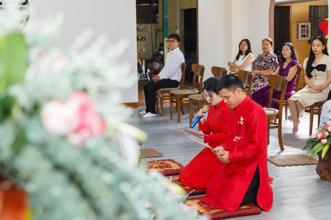 Attending the wedding ceremony at the temple and visit to Dong Nai branch by Charity Board