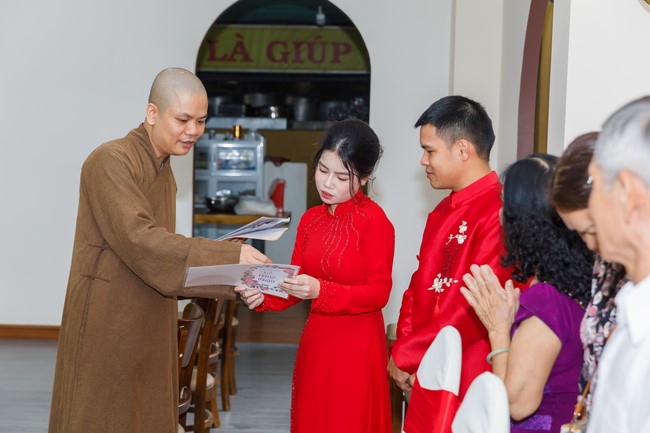 Attending the wedding ceremony at the temple and visit to Dong Nai branch by Charity Board