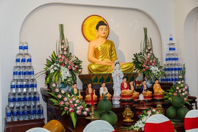 Attending the wedding ceremony at the temple and visit to Dong Nai branch by Charity Board