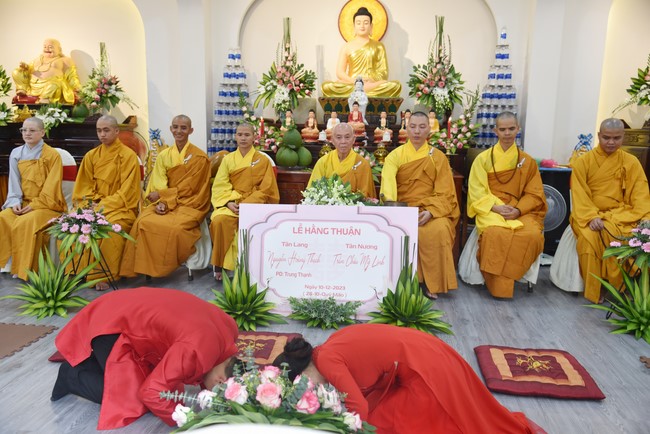 Attending the wedding ceremony at the temple and visit to Dong Nai branch by Charity Board