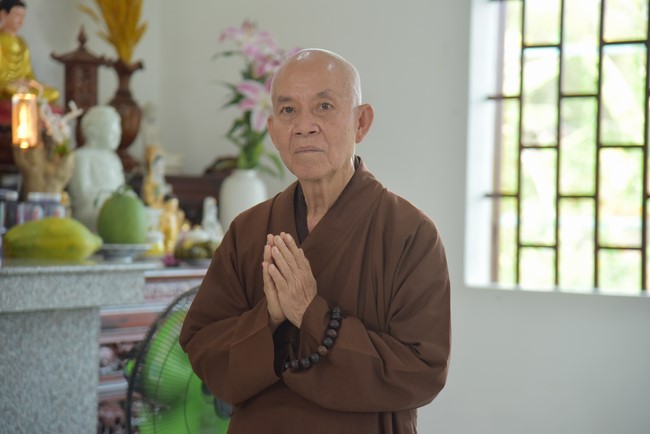 Attending the wedding ceremony at the temple and visit to Dong Nai branch by Charity Board