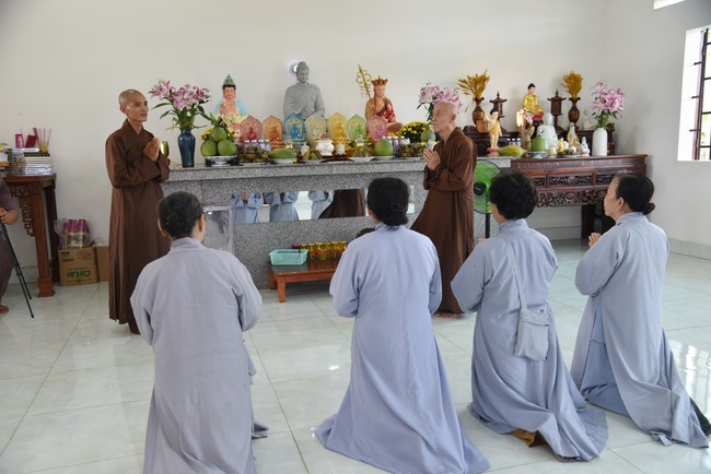 Attending the wedding ceremony at the temple and visit to Dong Nai branch by Charity Board
