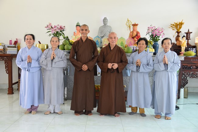 Attending the wedding ceremony at the temple and visit to Dong Nai branch by Charity Board