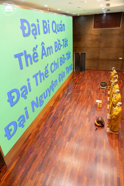 Tu niệm Phật một ngày