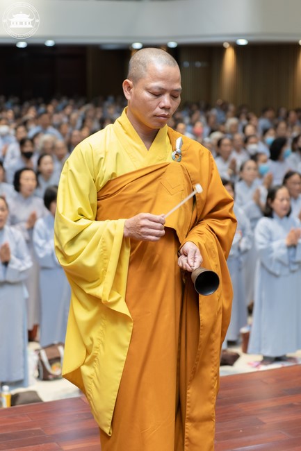 Tu niệm Phật một ngày