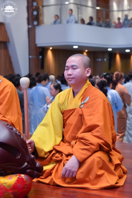 Tu niệm Phật một ngày