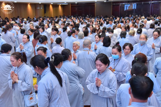 Tu niệm Phật một ngày