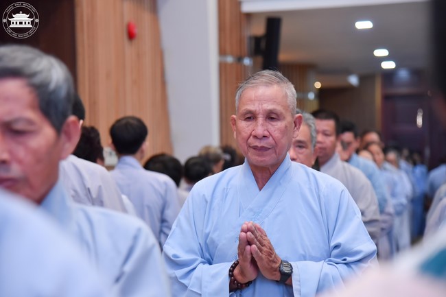 Tu niệm Phật một ngày