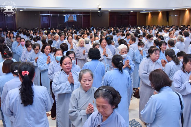 Tu niệm Phật một ngày