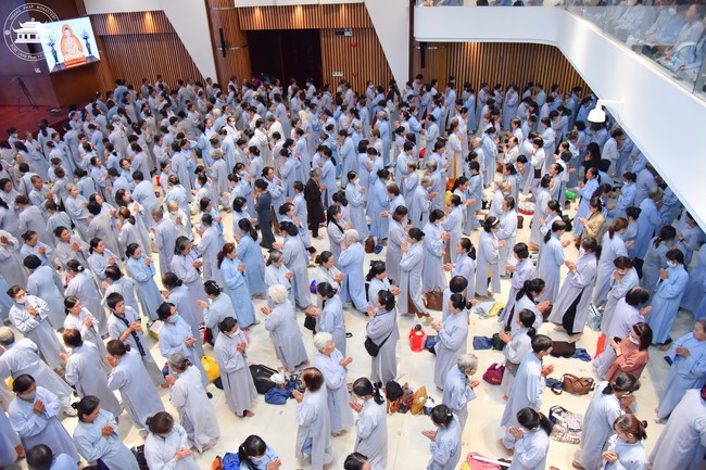 Tu niệm Phật một ngày