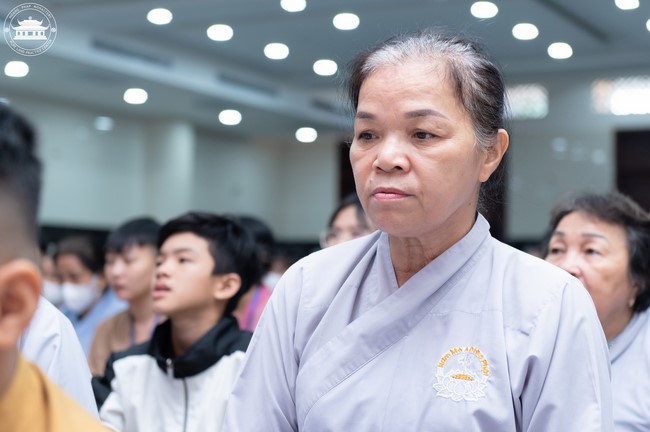 Tu niệm Phật một ngày