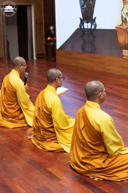 Tu niệm Phật một ngày