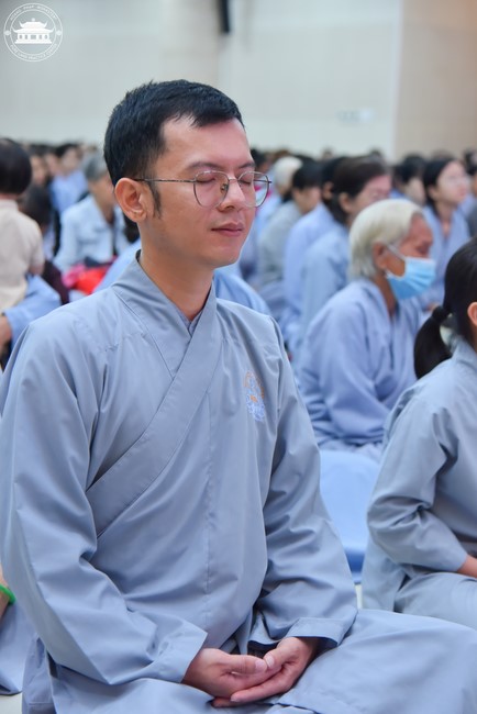 Tu niệm Phật một ngày