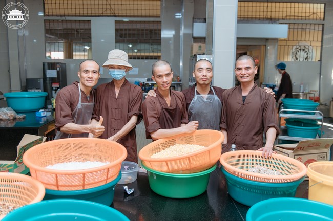 Tu niệm Phật một ngày