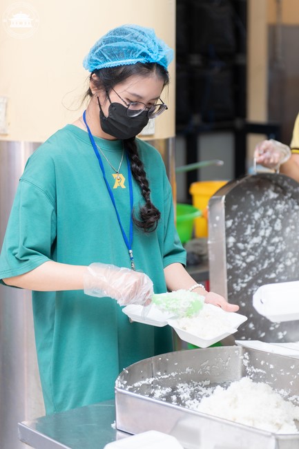 Tu niệm Phật một ngày