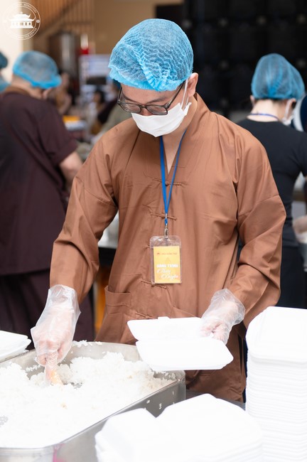 Tu niệm Phật một ngày