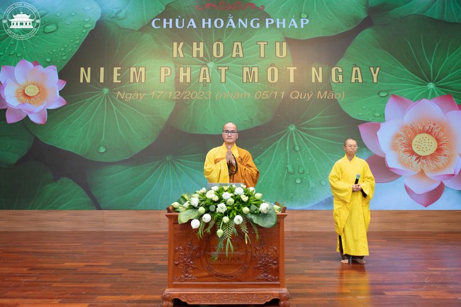 Tu niệm Phật một ngày