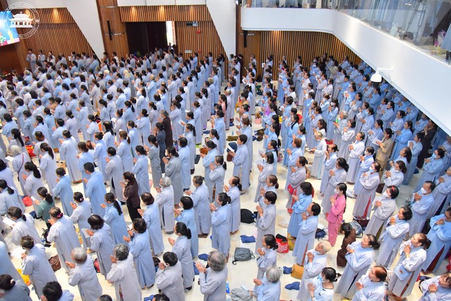 Tu niệm Phật một ngày