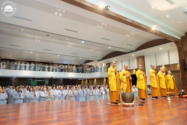 Tu niệm Phật một ngày