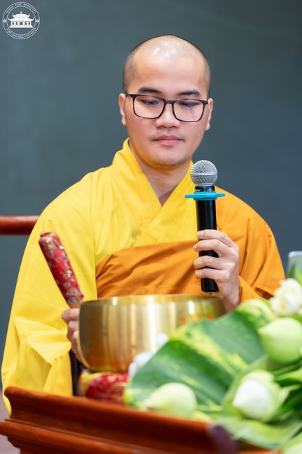 Tu niệm Phật một ngày