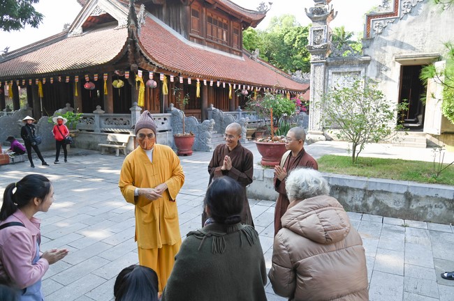 Pilgrimage and visit the scenic spots in the North of Contestants won the 5th Wisdom Light Illuminating