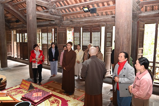 Pilgrimage and visit the scenic spots in the North of Contestants won the 5th Wisdom Light Illuminating