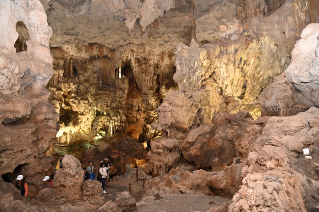 Pilgrimage and visit the scenic spots in the North of Contestants won the 5th Wisdom Light Illuminating