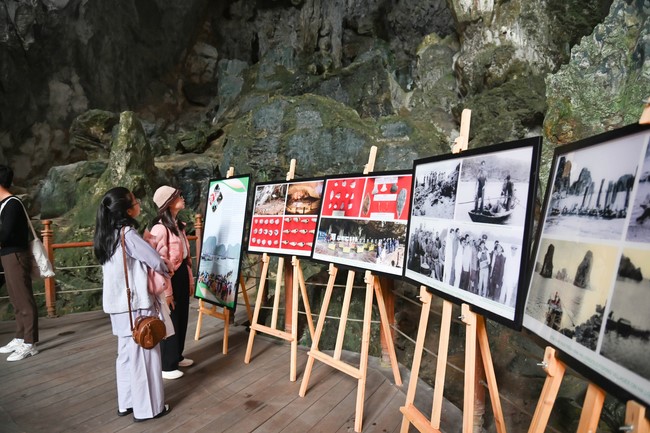 Pilgrimage and visit the scenic spots in the North of Contestants won the 5th Wisdom Light Illuminating