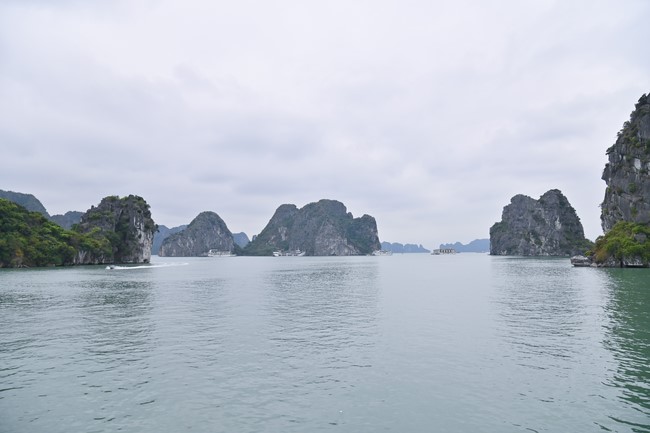 Pilgrimage and visit the scenic spots in the North of Contestants won the 5th Wisdom Light Illuminating