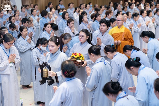 Dharma talk “The old road we walked” in the 101st Seven-day Retreat