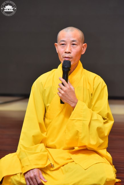 Dharma talk “The old road we walked” in the 101st Seven-day Retreat