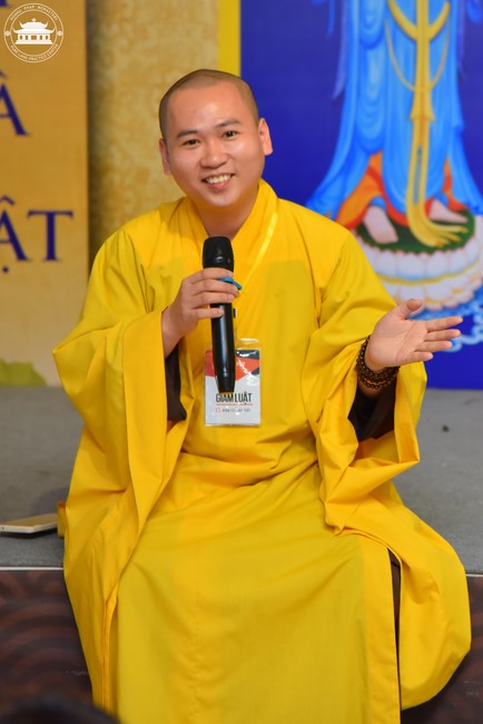 Dharma talk “The old road we walked” in the 101st Seven-day Retreat