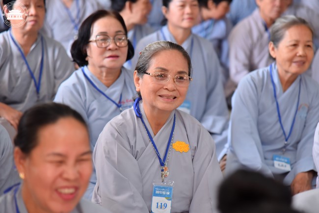 Dharma talk “The old road we walked” in the 101st Seven-day Retreat