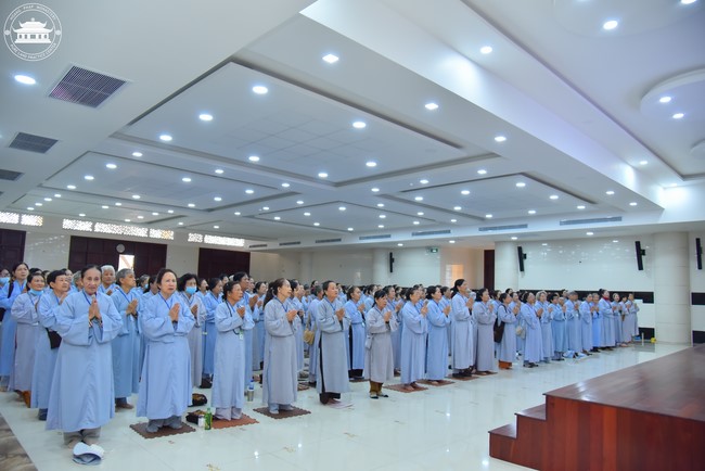 Dharma talk “The old road we walked” in the 101st Seven-day Retreat