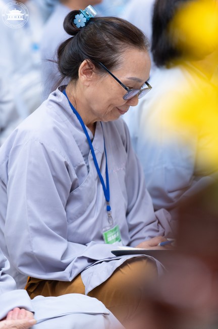 Dharma talk “The old road we walked” in the 101st Seven-day Retreat