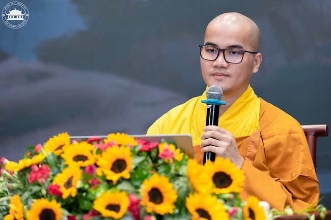 Dharma talk “The old road we walked” in the 101st Seven-day Retreat