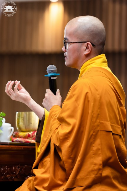 Dharma talk “The old road we walked” in the 101st Seven-day Retreat