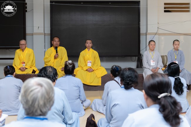 Dharma talk “The old road we walked” in the 101st Seven-day Retreat