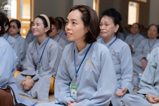 Dharma talk “The old road we walked” in the 101st Seven-day Retreat