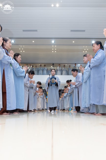 Dharma talk “The old road we walked” in the 101st Seven-day Retreat