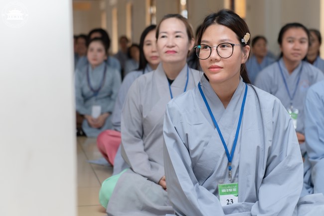 Dharma talk “The old road we walked” in the 101st Seven-day Retreat