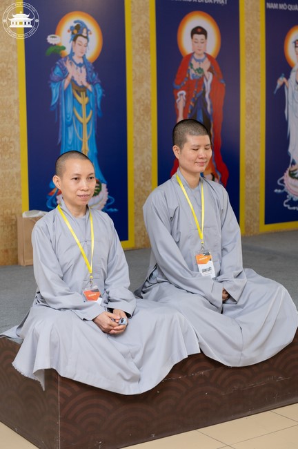 Dharma talk “The old road we walked” in the 101st Seven-day Retreat